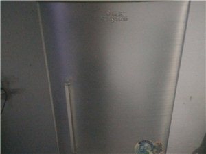 航天冰箱85新，在家闲置出售
